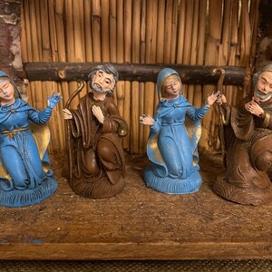 Your Choice Vintage Fontanini Type Italy Italian Depose Style Plastic Mary and Joseph Easter Christmas Nativity Creche Figurine, 3 1/4" Tall