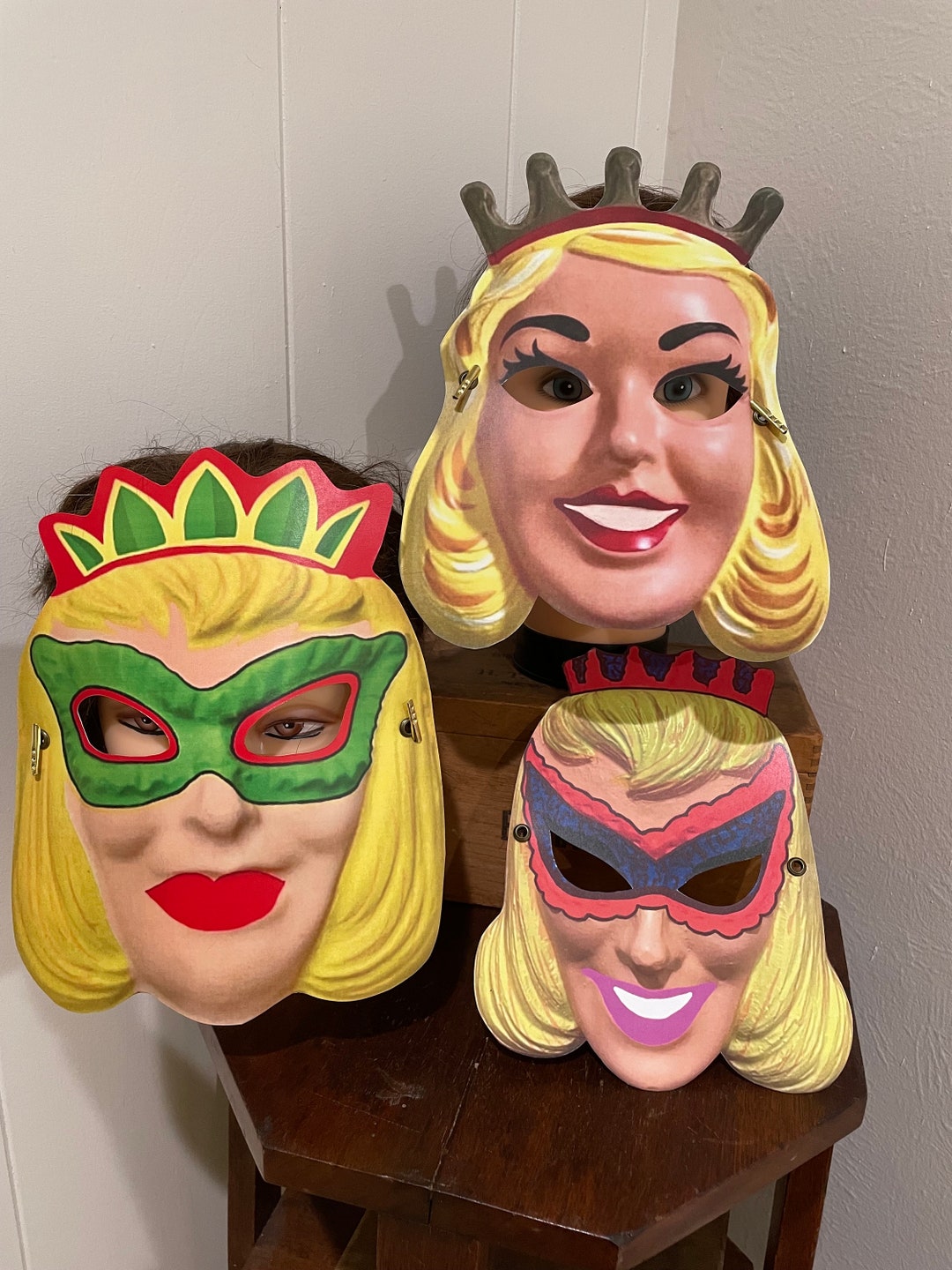 ADULT & KIDS Pick Vintage Style Princess Queen Cardstock Halloween MASK