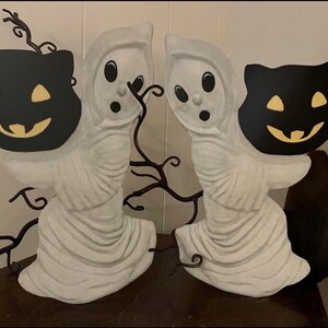 Sizes Up To 15&quot; Vintage Style Ghost Holds Black Cat Halloween Hand Cut Cardstock Decoration, Crafting Framing Etc, Cupcake Toppers Too
