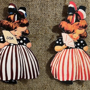 Tailles jusqu'à 17 po. Choix de robe patriotique fille Americana du 4 juillet de style vintage, décoration en papier cartonné découpé à la main d'éventail des États-Unis, carte, décoration de petit gâteau