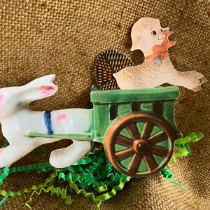 NYA PRISER Påskhare i vintagestil, grön vagn fylld med pappersägg, fårkartongdekoration, blandade storlekar för pyssel etc.