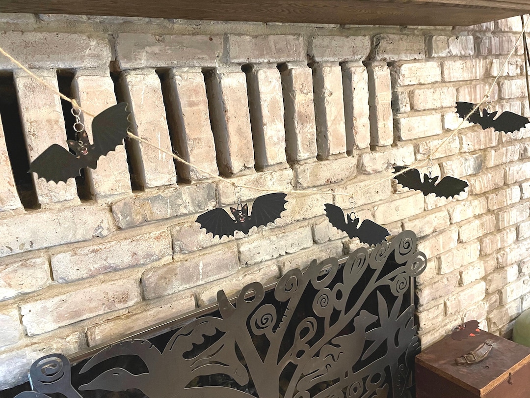 Vintage Style Black Flying Bats,fangs Halloween Garland Hand Cut ...