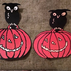 Now Sizes Up To 15" Vintage Style Owl Sitting on JOL Pumpkin Halloween Hand Cut Cardstock Decoration for Framing Etc, Cupcake Toppers Too