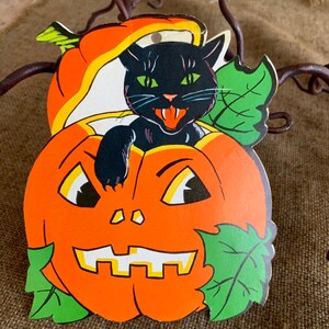 NOS Authentic Vintage 1920 Art Déco Gato preto com presas brancas sentado em um papelão de abóbora JOL Decoração de Halloween