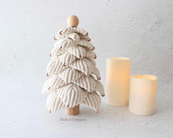 MACRAME PATTERN / 3D Macrame Christmas tree / Christmas decoration / Centrepiece / DIY tutorial / Pdf / Intermediate / English and French