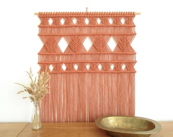 MACRAME PATTERN / Geometric wall hanging / Wall décor / Tapestry / DIY / Pdf / Macrame tutorial / Intermediate level / English and French