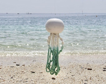 GREEN JELLYFISH with enameled stoneware and macrame / Marine decoration / hand-crafted suspension / Handmade hanging / Marine animal