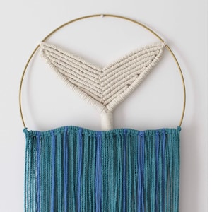 MACRAME PATTERN / Whale tail hanging / Mermaid tail tapestry / DIY / Pdf / Macrame tutorial / Intermediate level / English and French