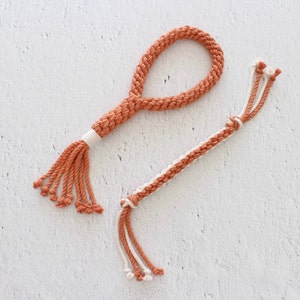 2 in 1 MACRAME PATTERN / 2 pet toys / 2 accessories for cats and dogs / DIY / Pdf / Macrame tutorial / Beginner level / English and French