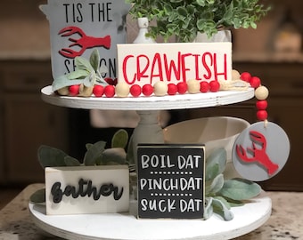 Crawfish Boil Decorations, Tiered Tray Decor