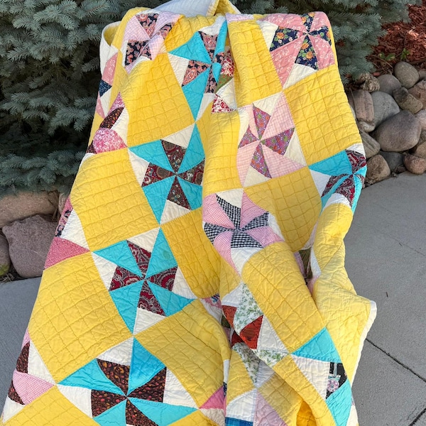 Yellow Pinwheel Quilt