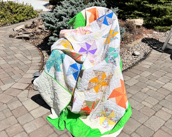 Vintage Handquilted Pinwheel Quilt