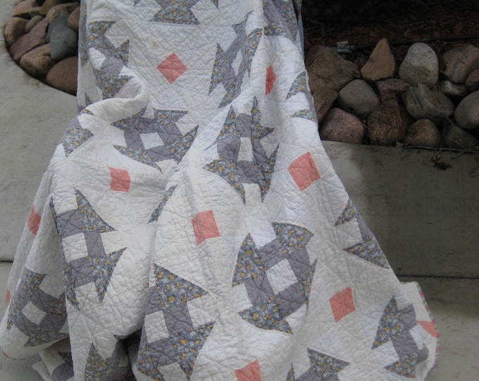 Vintage Shoo Fly Hand Quilted Quilt