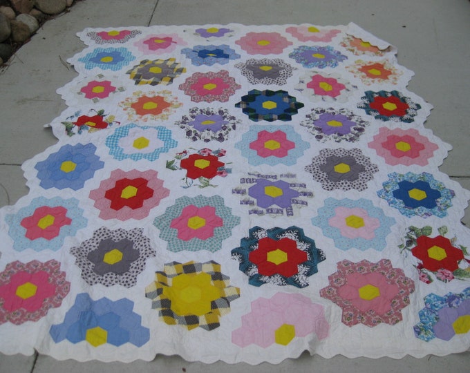 Vintage Grandma's Flower Garden Quilt