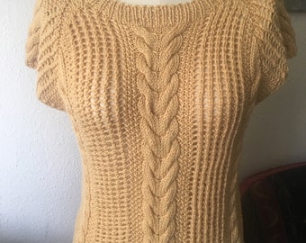 Sleeveless jumper