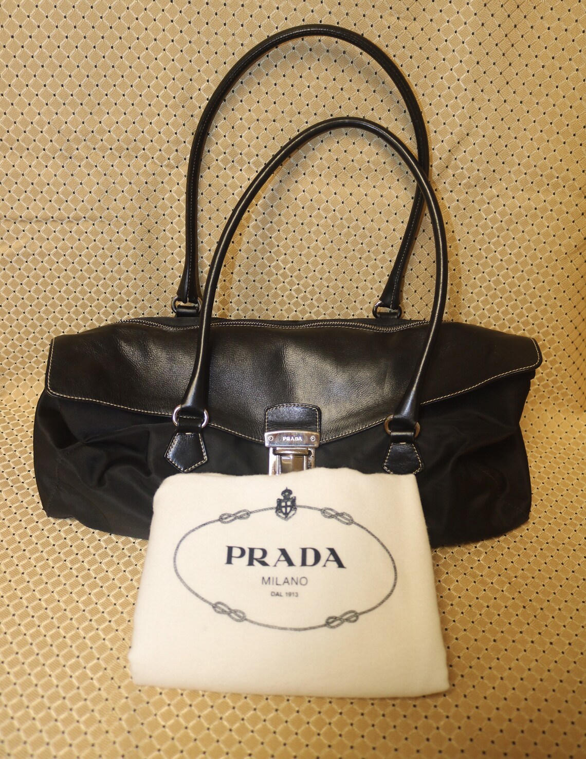 sac prada mouton