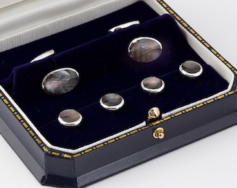 Stunning Sterling Silver Black Mother of Pearl Stud Set