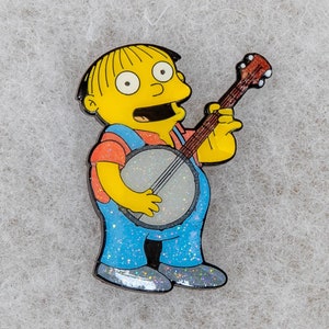Ralph&#39;s Banjo Special pin - Bluegrass enamel fanart pin Simpsons