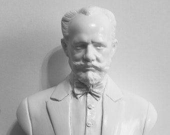 Russian Composer Pyotr Tchaikovsky Marble Bust Statue Sculpture 20 cm white