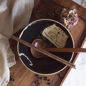 Large Ceramic Smiling Cat Japanese Ramen Bowl Noodles Bowls for Ramen Pasta Soup Pho Mixing Salad Dishes Cereal with Spoon Chopsticks 1000ml