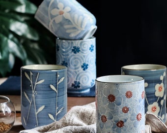 Lot de 2 tasses à thé japonaises en céramique, motif floral traditionnel japonais