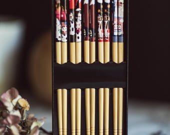 Set van 5 paar Fortune Cat bamboe eetstokjes in Japanse Chinese stijl met geschenkdoos