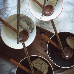 Large Ceramic Ramen Bowl Japanese Noodles Bowls Dinner Sets for Pasta Soup Pho Mixing Salad Dishes Snack Cereal with Spoon Chopsticks 1000ml