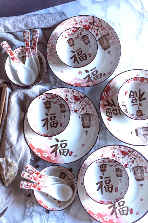 Chinese plates and bowls sets hot sale