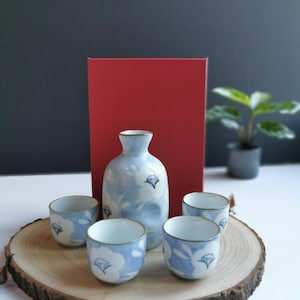 5 Pieces Ceramic Japanese Sake Set Hand Painted 1 Pot 4 Cups