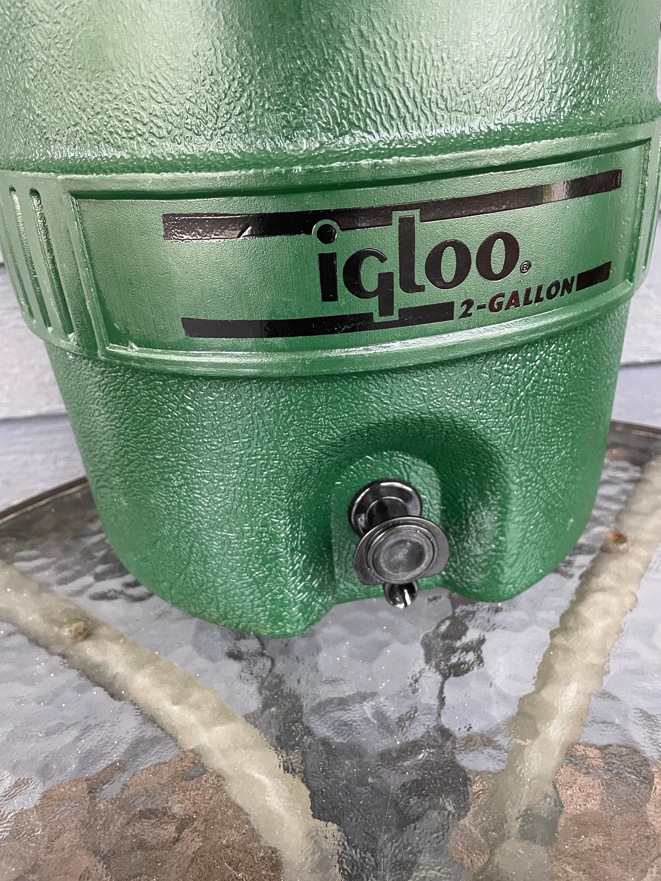 Vintage Igloo 2 Gallon Water Cooler Made in USA Green /black Etsy
