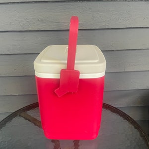 Vintage coors 16 Quart IGLOO Cooler RED 