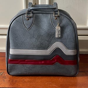 Vintage One Ball White 1980&#39;s bowling Bag Gray,White and Red