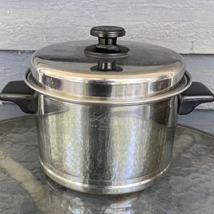 Vintage Lifetime 4 quart stock pan with cover  18-8 Made in USA/vintage kitchen/retro kitchen/70&#39;s