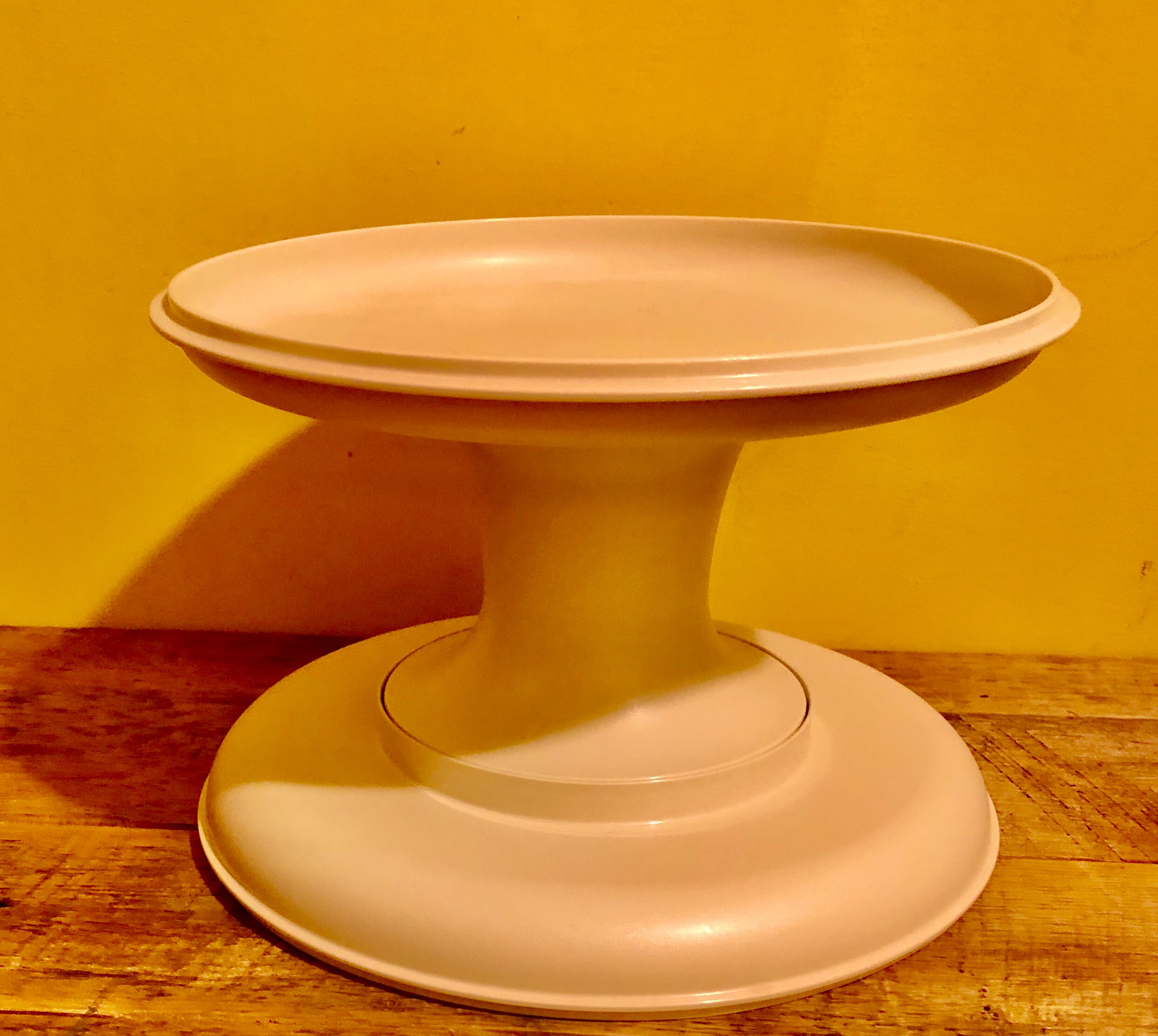 Tupperware Stand pedestal Tray Matching Lid - Etsy