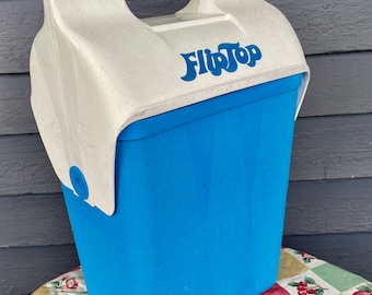 Nevera portátil vintage de 14 cuartos con tapa abatible de los años 70 para camping, pesca, playa y eventos deportivos.