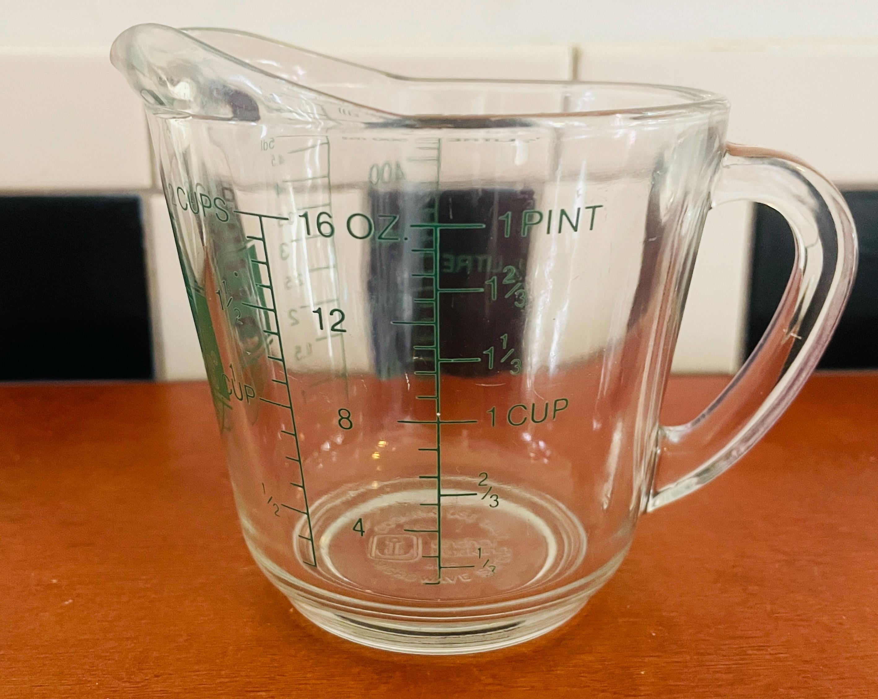 Vintage pyrex measuring cup - Etsy 日本