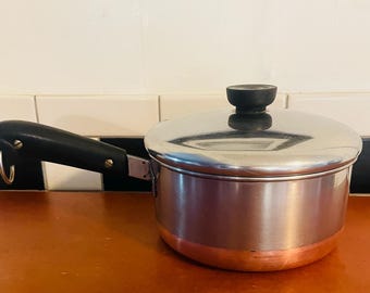 Casserole vintage Revere Ware de 2 pintes à fond en cuivre avec couvercle