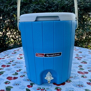 Vintage Coleman Roundabout 3 Gallon Water Cooler Made in USA Blue