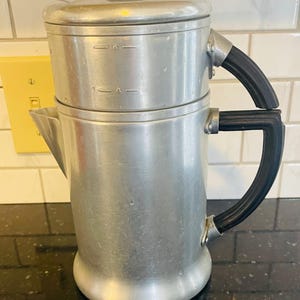Réchaud Art Déco vintage en aluminium, modèle 996, Verseuse à café 6 tasses