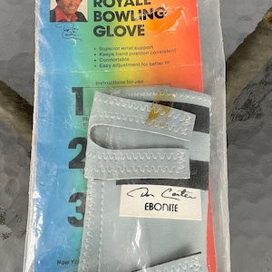 Wrist Master Bowling /Wrist Brace /Wrist Support Blue Leather Size Small for Left Hand
