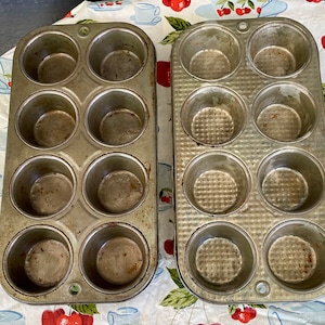 Pair of vintage Mini Muffin/cup cake Tins