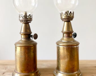 Lampe Pigeon vintage à essence minérale, lampe vintage en métal argenté avec globe en verre, objet déco française (à l’unité ou en lot)