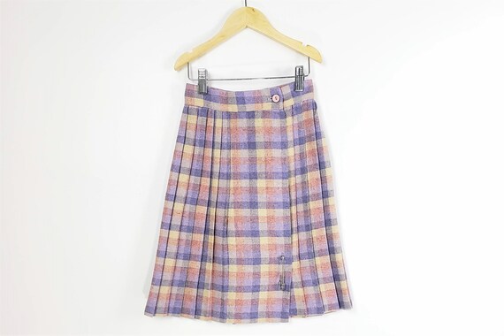 pink kilt skirt