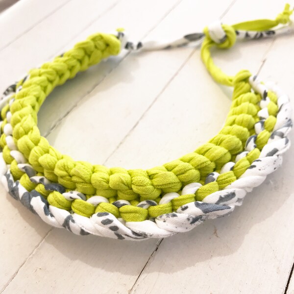 Neon yellow and white & grey jersey yarn statement necklace - Knitted recycled T-shirt necklace - Ethical fabric jewellery