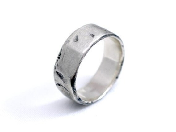 HARD Ring Sterling Silver 925 in matte finish. Hemmered ring.