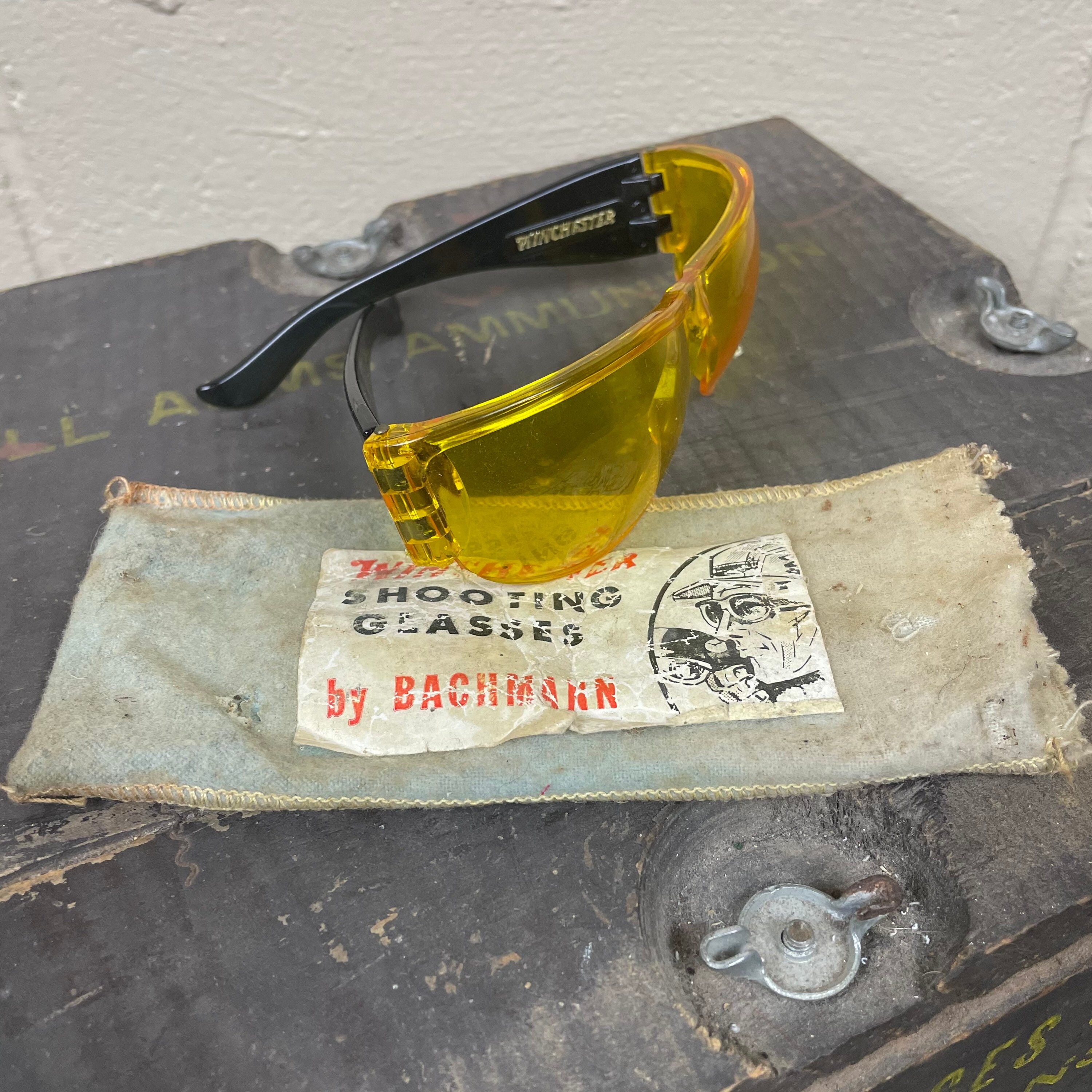 Vintage 1960 Winchester Yellow Shooting Glasses with Original Felt Case