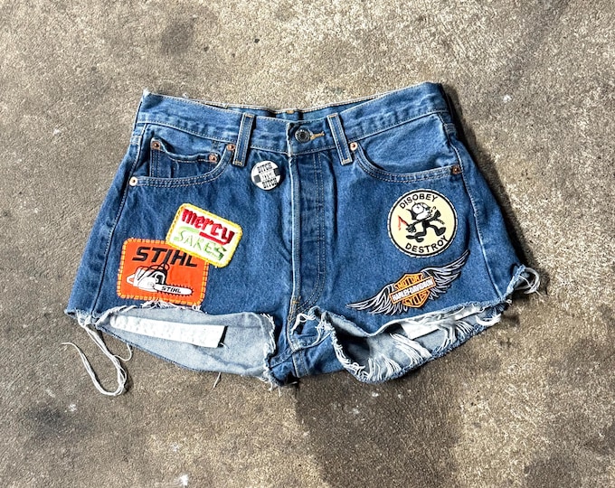 Vintage Levi’s 501xx Denim Shorts 27” Waist