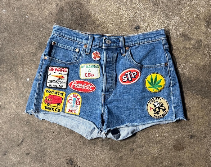 Levi’s 501 Denim Shorts 31” Waist