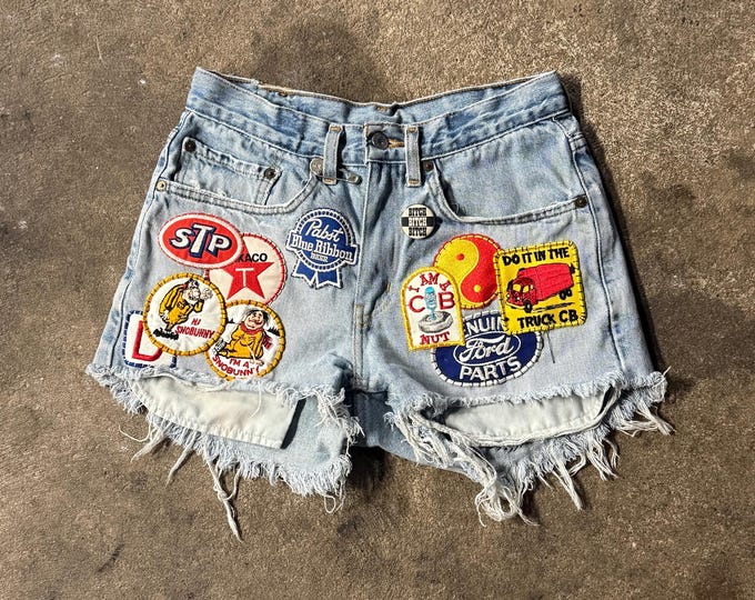 Vintage Levi’s 501 Denim Shorts 28” Waist
