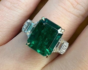 5.57 Carat Emerald Three Stone Ring, Platinum Ring, 18k Yellow Gold, Trapezoid Diamonds, Emerald Cut, Engagement Ring, Bridal Jewelry